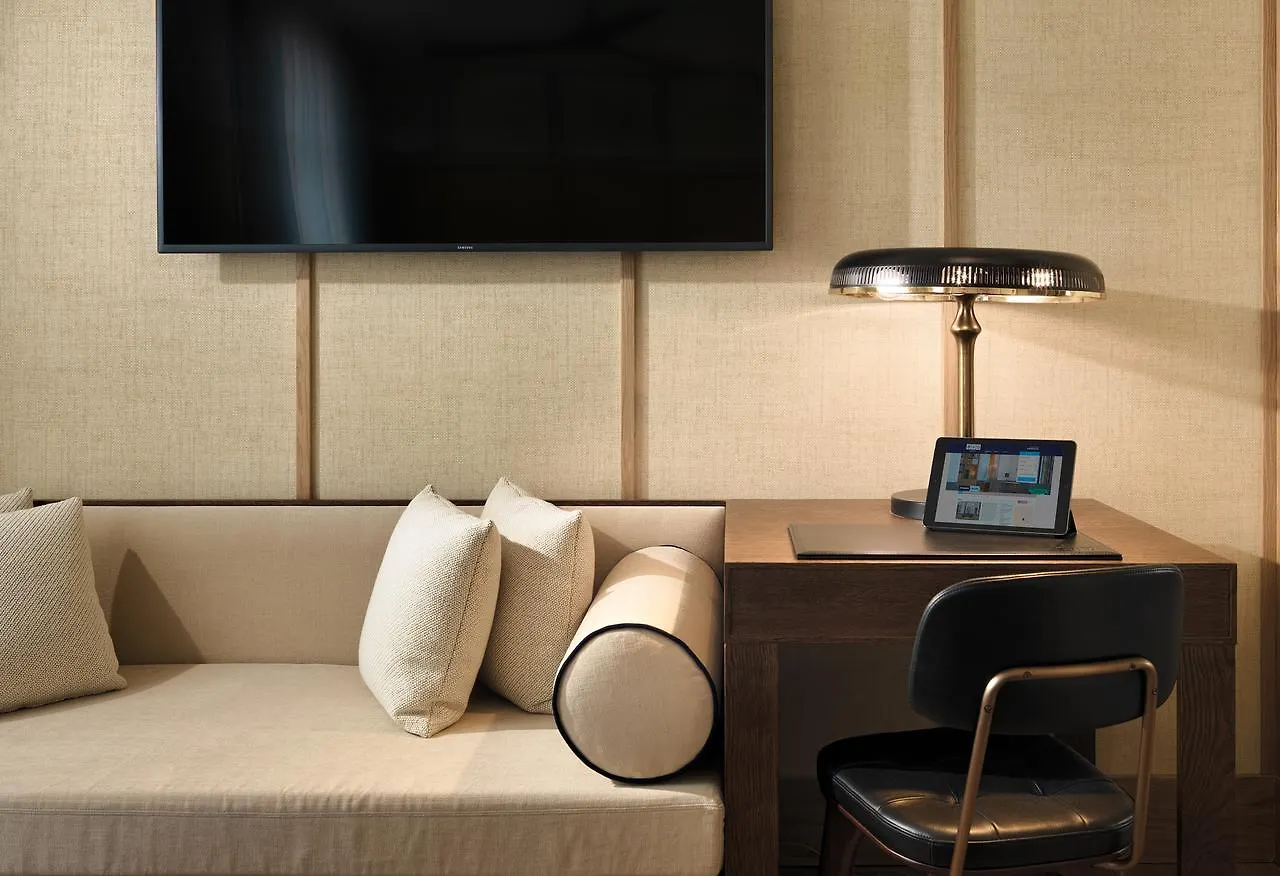 ****  Hotel H10 Madison 4* Sup Barcelona España
